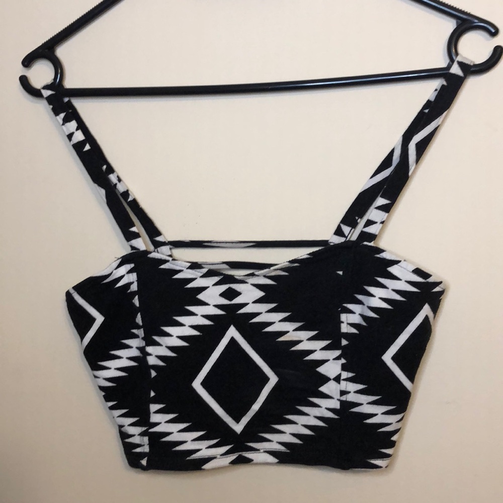 Crop top